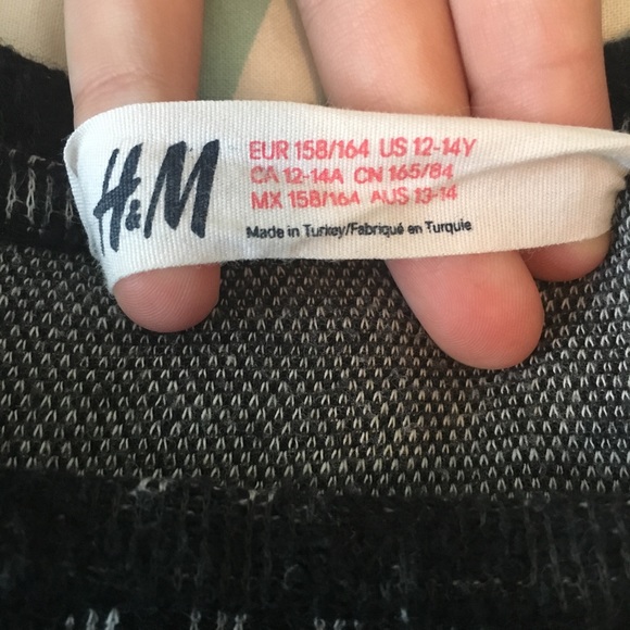 H&M Sweater - Picture 3 of 3